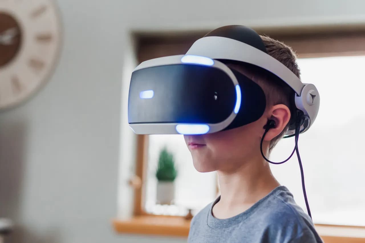 Najlepsze gogle VR do PC: porównanie, ceny i opinie 2023